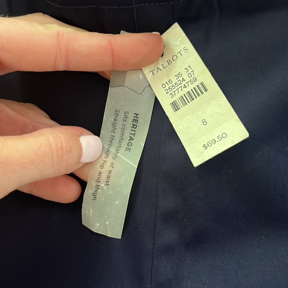Talbots navy heritage size zip pants. Size 8 - Picture 5 of 7